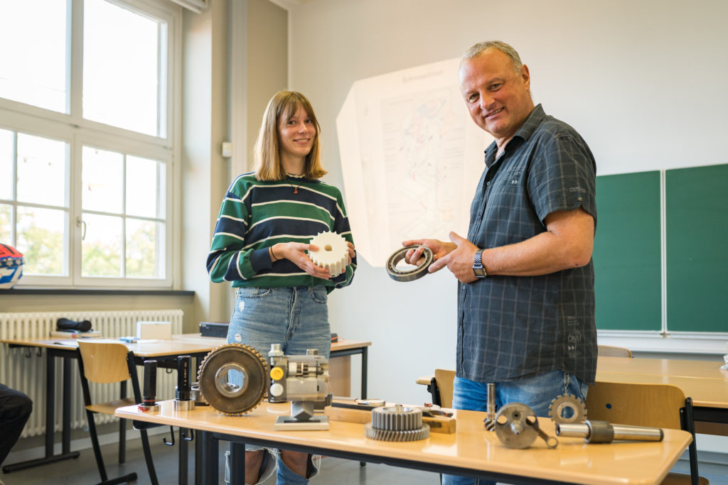Berufliches Schulzentrum Für Technik Ii Handwerkerschule Handwerkerschule – BSZ für Technik II Chemnitz